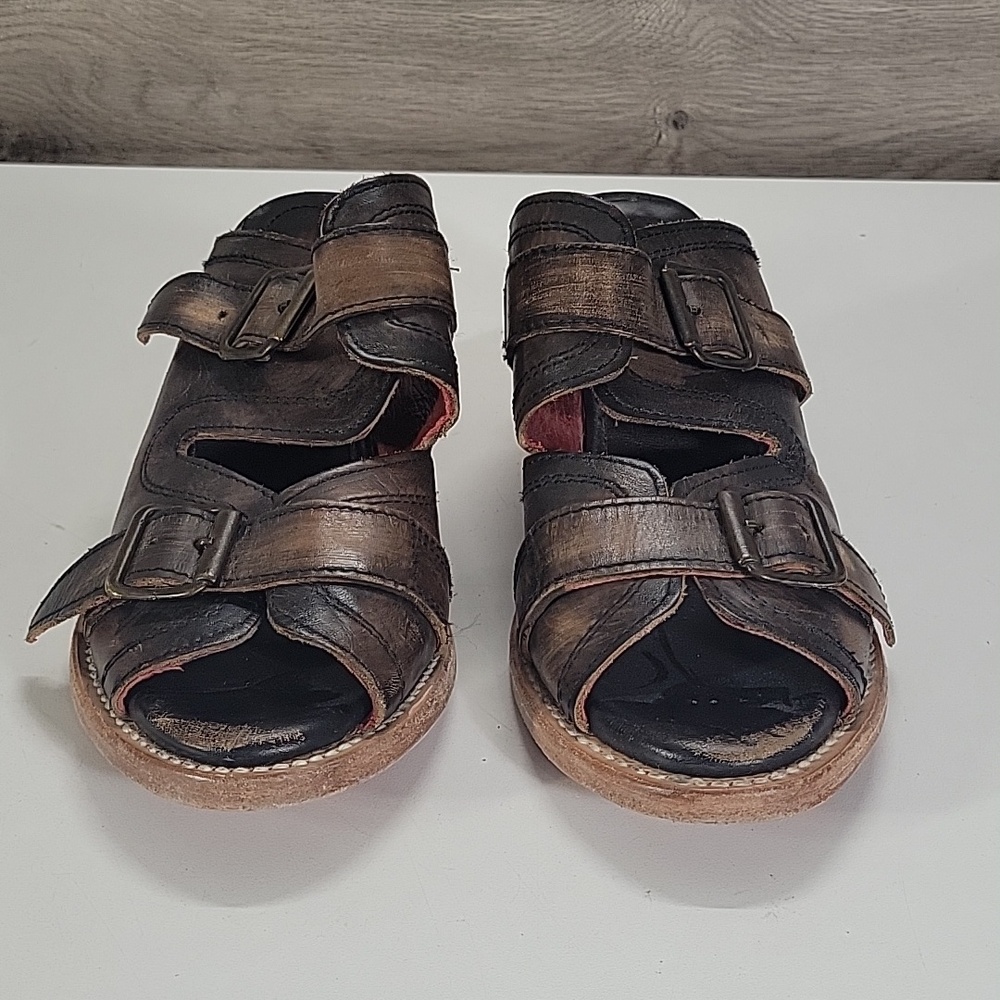 Freebird Caprice Distressed Dark Brown Leather Buckle Heel Sandals Sz 9